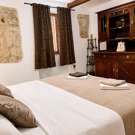 One-bedroom In The Heart Of شقة